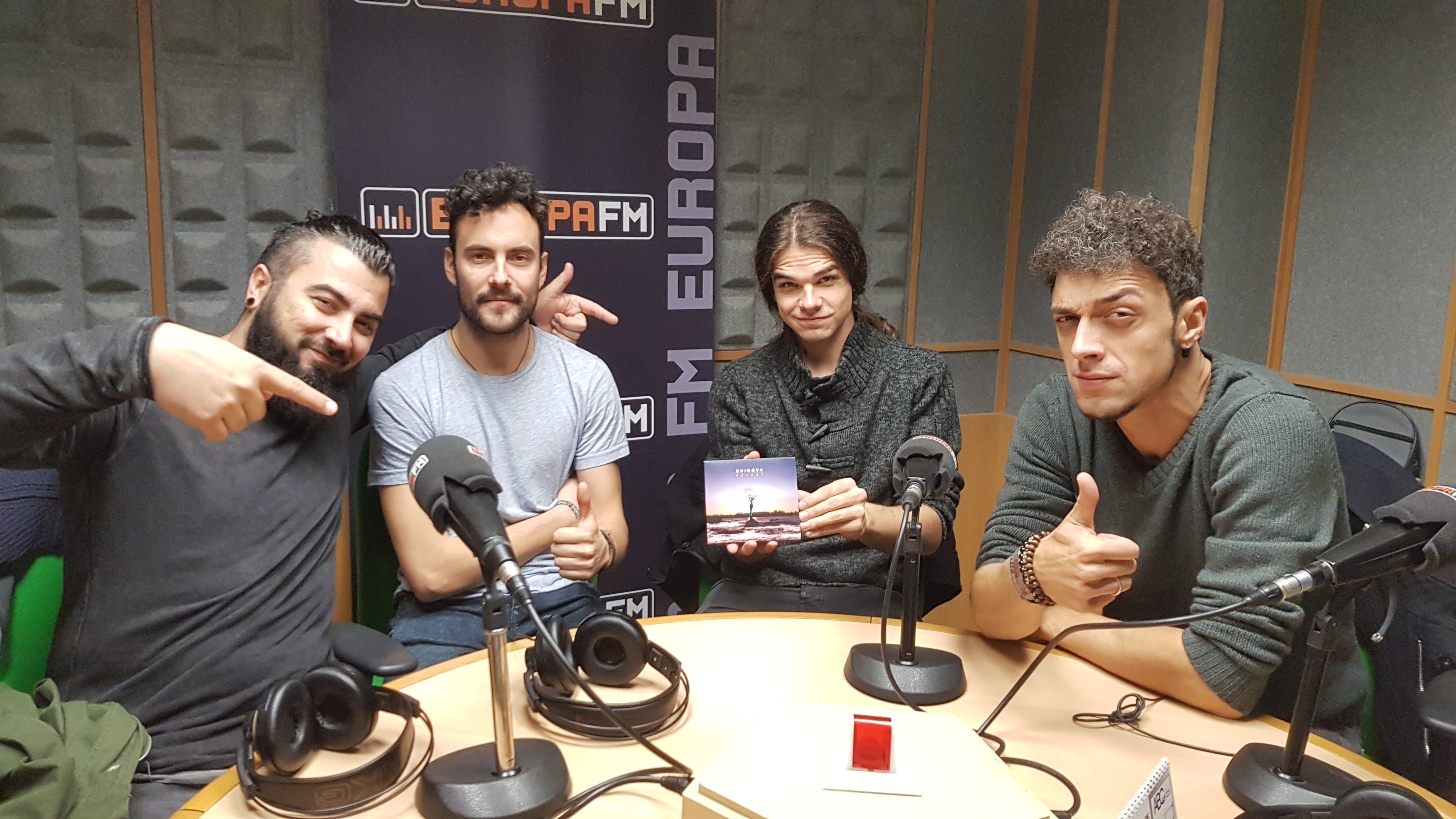 Shinova nos presenta su cuarto trabajo "Volver". Shinova nos presenta su cuarto trabajo "Volver".