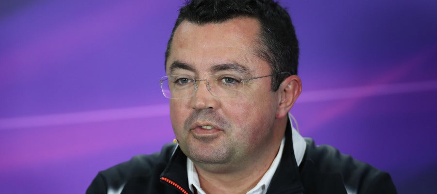 Boullier, durante una rueda de prensa Boullier, durante una rueda de prensa
