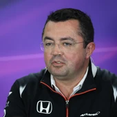 Boullier, durante una rueda de prensa Boullier, durante una rueda de prensa