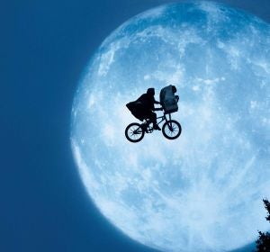 Portada de la película 'E.T. el extraterrestre' Portada de la película 'E.T. el extraterrestre'