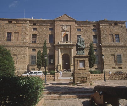 Más personal para el Archivo de la Marina de Viso del Marqués Más personal para el Archivo de la Marina de Viso del Marqués