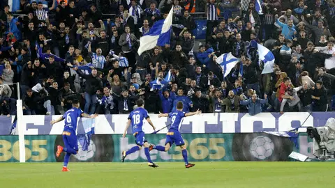 El Alavés celebra un gol El Alavés celebra un gol