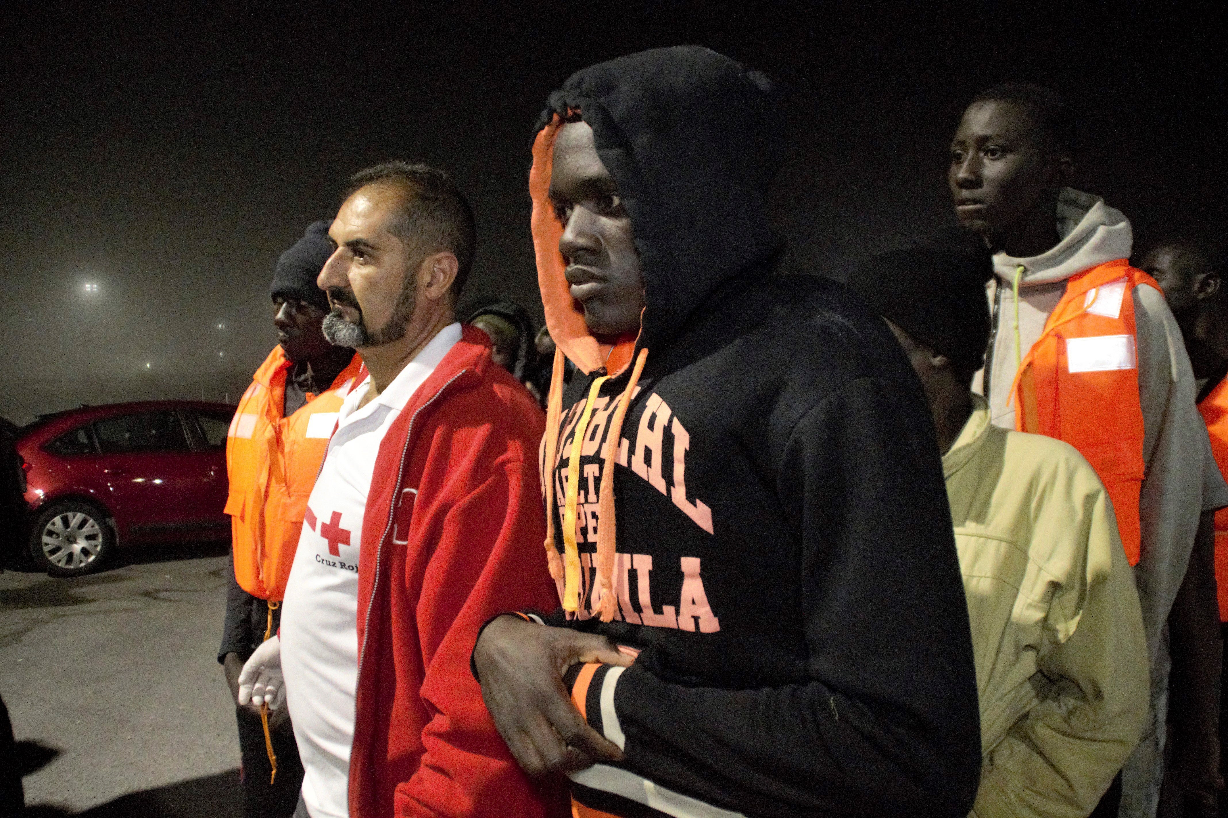 Más de 600 inmigrantes rescatados en la oleada de pateras llegadas a costas españolas desde este viernes Más de 600 inmigrantes rescatados en la oleada de pateras llegadas a costas españolas desde este viernes