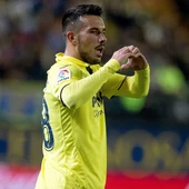 Sansone celebra uno de sus goles ante el Málaga Sansone celebra uno de sus goles ante el Málaga