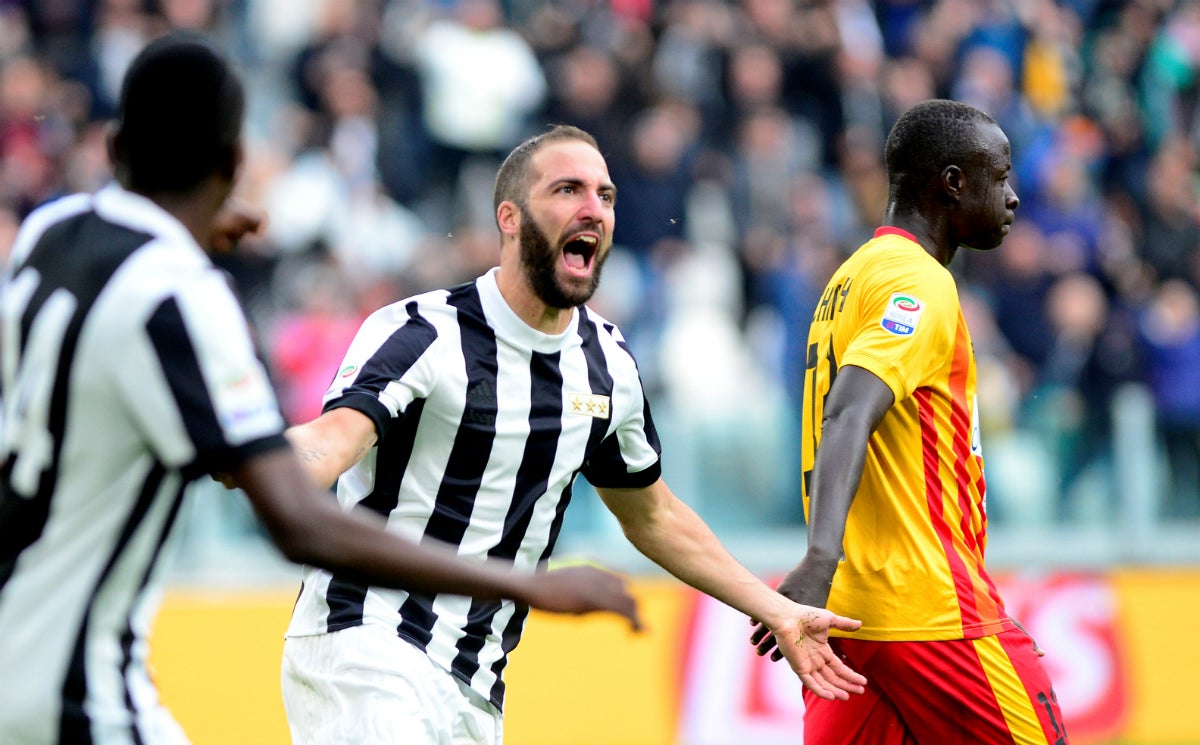 La Juventus gana con sufrimiento al Benevento y aprovecha el tropiezo del Nápoles La Juventus gana con sufrimiento al Benevento y aprovecha el tropiezo del Nápoles