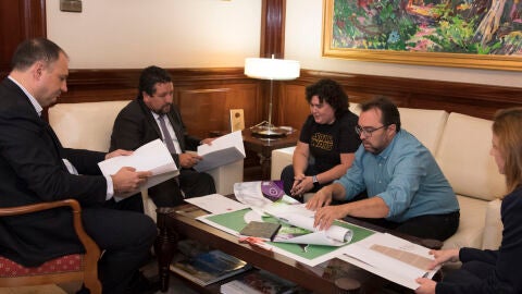 REUNI&Oacute;N MUJERES DIPUTACI&Oacute;N