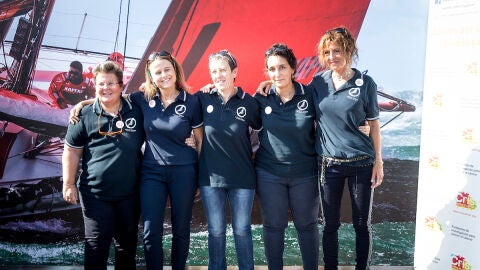 Cinco mujeres que han superado un c&aacute;ncer cruzar&aacute;n en velero el Atl&aacute;ntico 