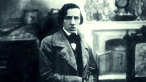 'De entre los muertos', con Javier Cancho.