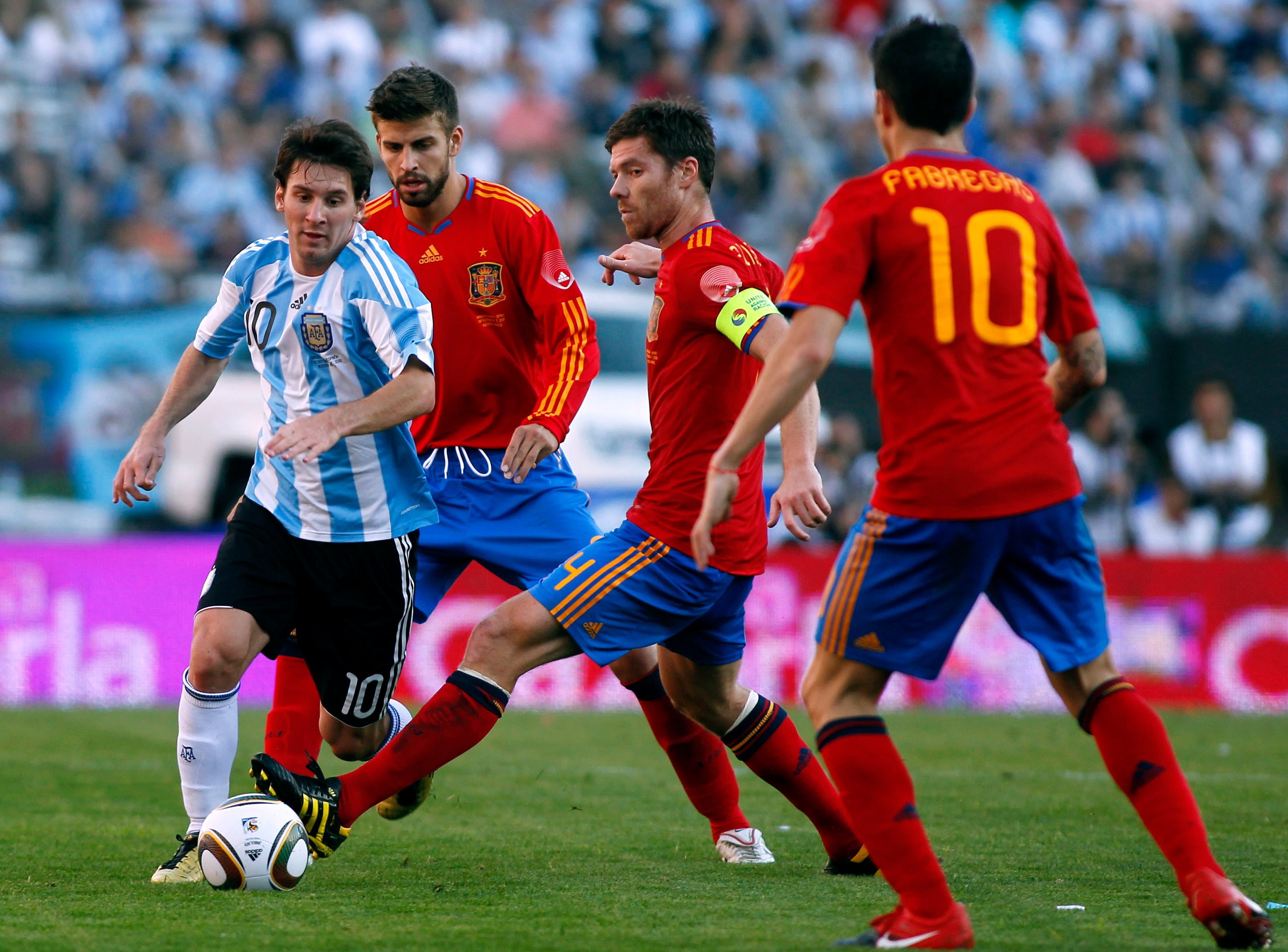 Messi: "Prefiero evitar a España en la fase de grupos" Messi: "Prefiero evitar a España en la fase de grupos"