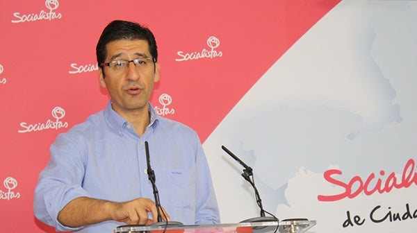 José Manuel Caballero, único en presentar candidatura a las primarias del PSOE de C.Real José Manuel Caballero, único en presentar candidatura a las primarias del PSOE de C.Real