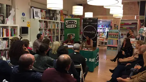 Claudia Piñeiro - escritora Pontevedra en la Onda