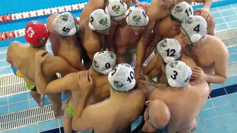 El Club Waterpolo Elx ha completado un buen inicio de liga de la mano de Pirela. WATERPOLO