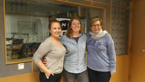 Lorena Palleiro, Eva Castro y Lis Franco Eva Castro visitó a Ellas Juegan Coruña