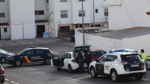 Un agente de la Guardia Civil ha resultado herido leve en Algeciras (C&aacute;diz)