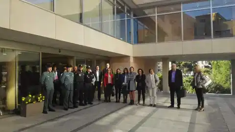 Miembros de la Comisión Interdisciplinar para la Prevención de la Violencia de Género del Ayuntamiento de Elche Miembros de la Comisión Interdisciplinar para la Prevención de la Violencia de Género del Ayuntamiento de Elche
