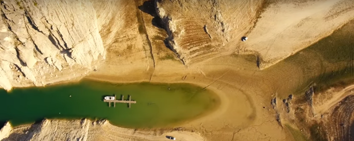 VÍDEO: El estado crítico del embalse de Entrepeñas que se encuentra en un 9% de su capacidad, a vista de dron VÍDEO: El estado crítico del embalse de Entrepeñas que se encuentra en un 9% de su capacidad, a vista de dron