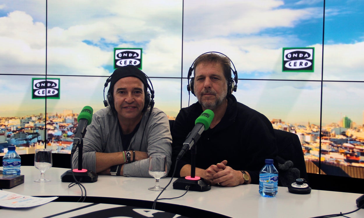 Los Secretos: "Tuvimos la suerte de encontrar muy rápido un sentido a la música que hacíamos" Los Secretos: "Tuvimos la suerte de encontrar muy rápido un sentido a la música que hacíamos"