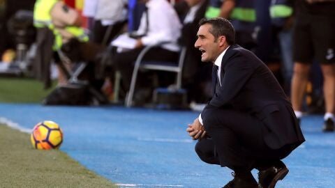 Ernesto Valverde, en la banda de Butarque