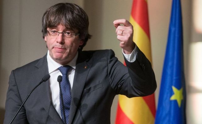 Puigdemont tendrá difícil parar una euroorden diseñada para ser automática Puigdemont tendrá difícil parar una euroorden diseñada para ser automática