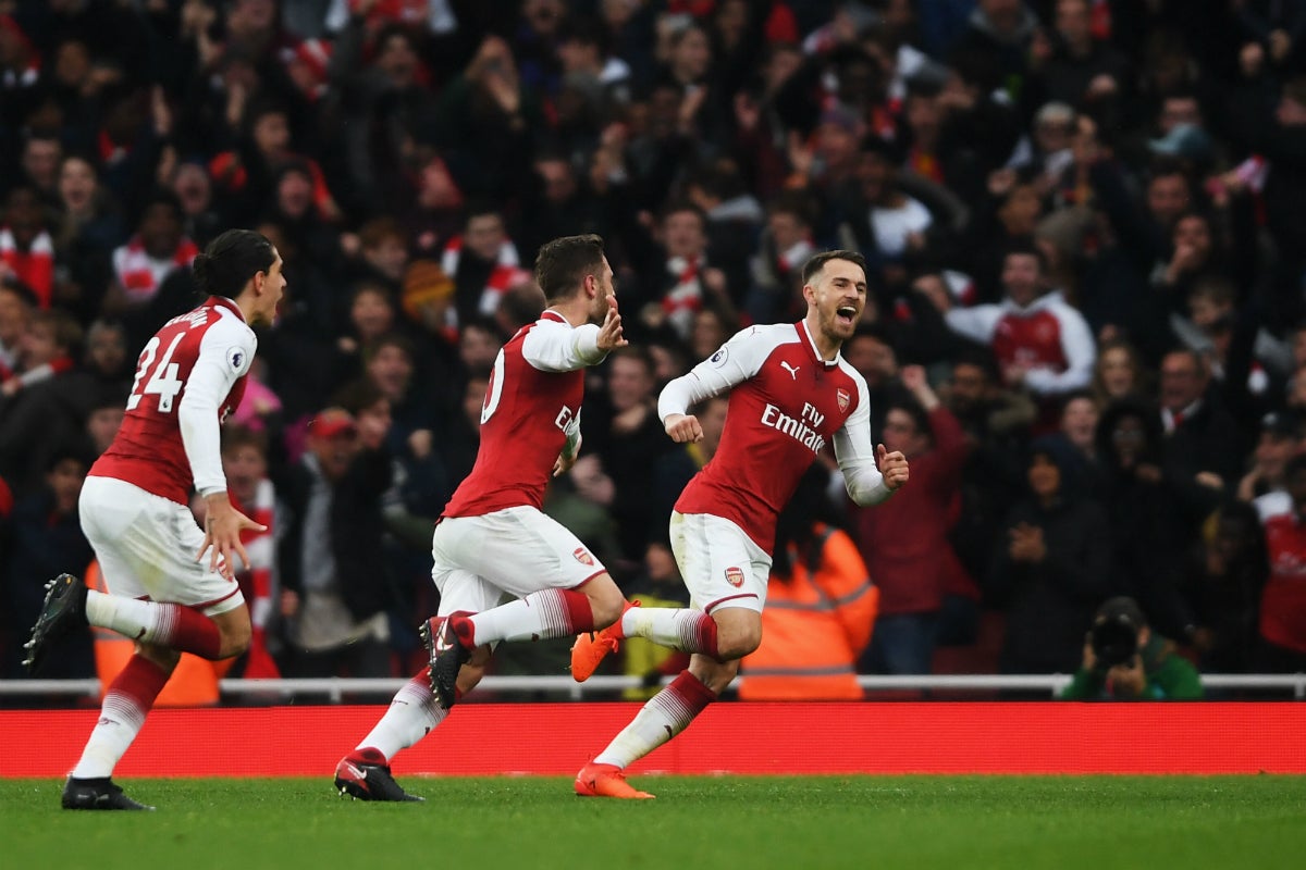 El Arsenal se lleva la victoria en el derbi del norte de Londres contra el Tottenham El Arsenal se lleva la victoria en el derbi del norte de Londres contra el Tottenham