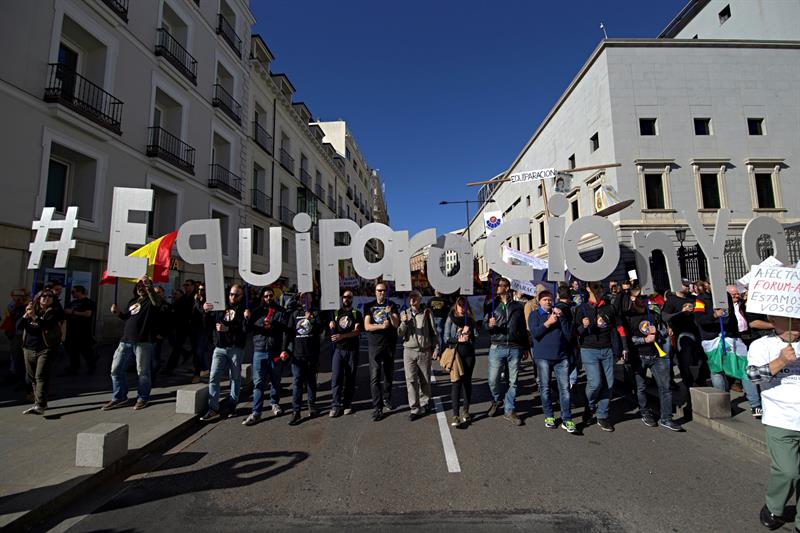 Ciudadanos ha reprochado al PP que no apoye la equiparación salarial policial en Villanueva de la Cañada Ciudadanos ha reprochado al PP que no apoye la equiparación salarial policial en Villanueva de la Cañada