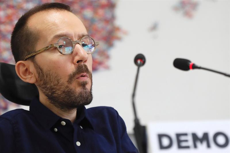 Echenique ratifica que Podemos hará primarias en todos los municipios Echenique ratifica que Podemos hará primarias en todos los municipios