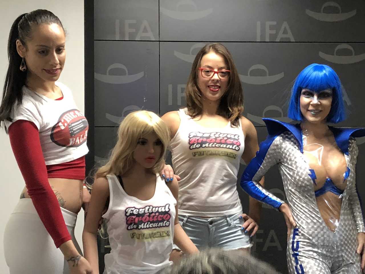 El Festival Erótico de Alicante se centra este año en el mundo cibernético El Festival Erótico de Alicante se centra este año en el mundo cibernético