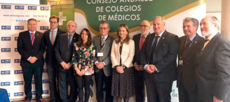 La directora general adjunta de AMA y directora del ramo de Responsabilidad Civil participó en las V Jornadas de Colegios de Médicos de Andalucía La directora general adjunta de AMA y directora del ramo de Responsabilidad Civil participó en las V Jornadas de Colegios de Médicos de Andalucía