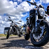 Los accidentes de moto causan cinco veces más muertes que los de coche Los accidentes de moto causan cinco veces más muertes que los de coche