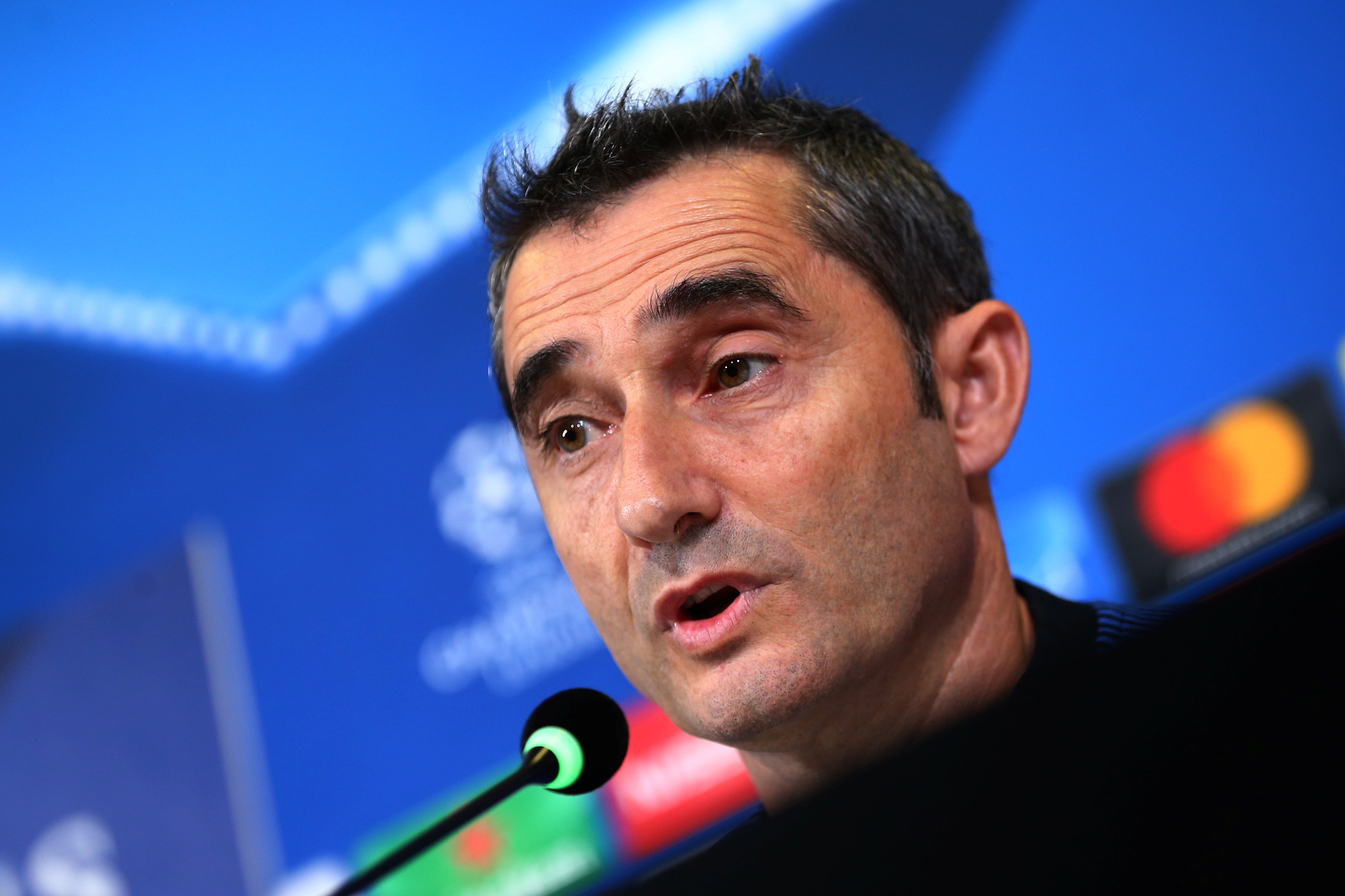 Valverde: "Mascherano está comprometido y contamos con él" Valverde: "Mascherano está comprometido y contamos con él"