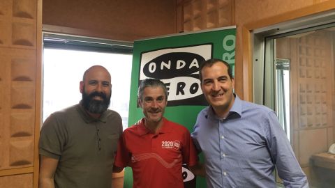 Sergio Mir&oacute;, el atleta Mart&iacute;n Fiz, Embajador del Ciercuito de Ponle Freno e I&ntilde;aki Lerga, Gerente del Centro de Estudios Ponle Freno Axa