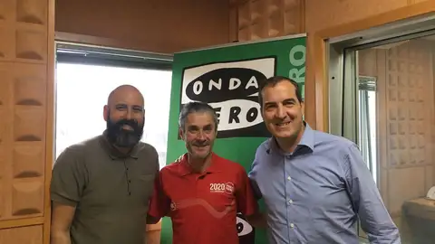 Sergio Miró, el atleta Martín Fiz, Embajador del Ciercuito de Ponle Freno e Iñaki Lerga, Gerente del Centro de Estudios Ponle Freno Axa Sergio Miró, el atleta Martín Fiz, Embajador del Ciercuito de Ponle Freno e Iñaki Lerga, Gerente del Centro de Estudios Ponle Freno Axa