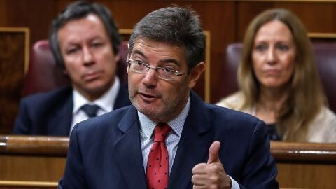 El ministro de Justicia, Rafael Catal&aacute;, durante la sesi&oacute;n de control al Gobierno