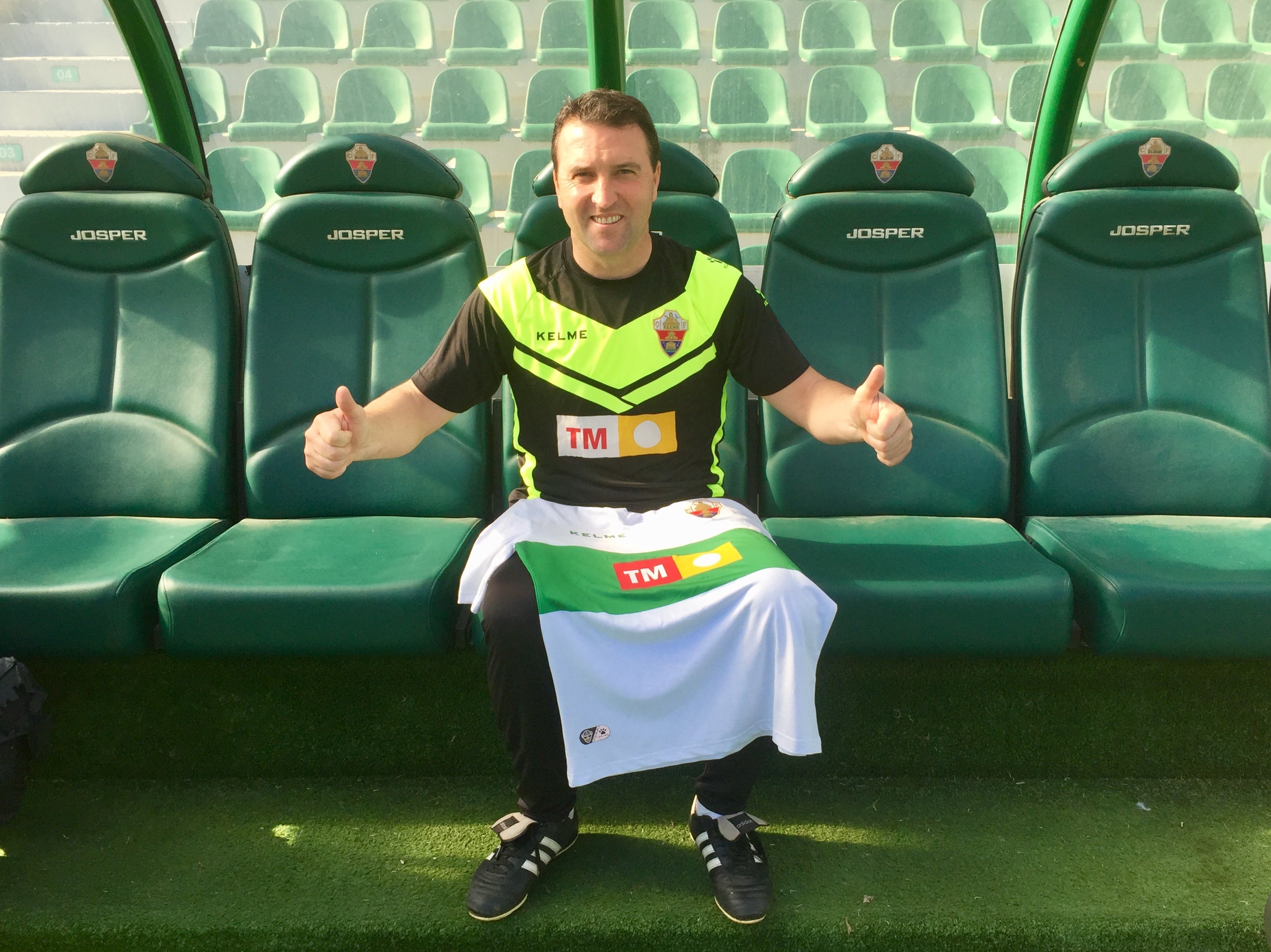 Josico, bienvenido al mejor club del mundo Josico, bienvenido al mejor club del mundo