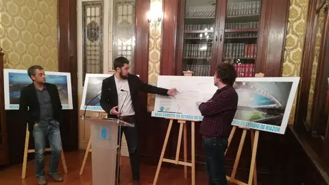 Xulio Ferreiro, Xiao Varela e X.M. Sande Presentación obra novas cubertas Riazor