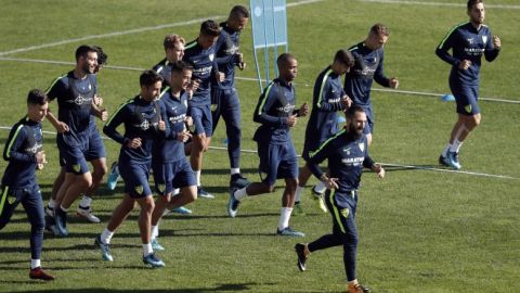 El M&aacute;laga vuelve a los entrenamientos en el Estadio Ciudad de M&aacute;laga