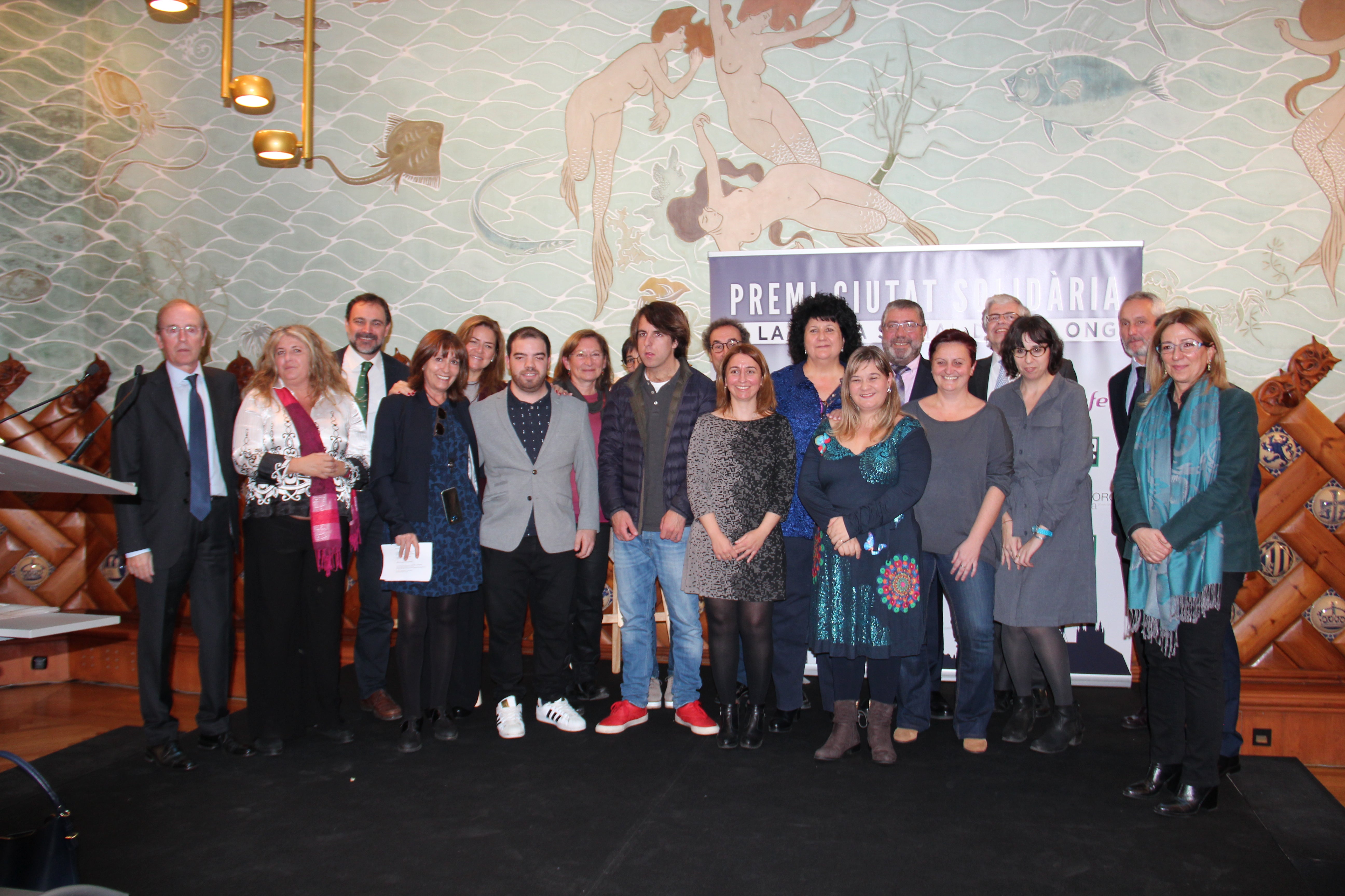 Onda Cero i el Consorci de la Zona Franca de Barcelona premien la tasca social del projecte 'Hockey Plus' i la Fundació Joia Onda Cero i el Consorci de la Zona Franca de Barcelona premien la tasca social del projecte 'Hockey Plus' i la Fundació Joia