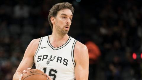 Pau Gasol, durante un partido con los Spurs