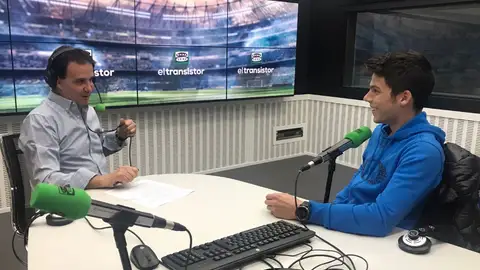 Joan Mir con José Ramón de la Morena. Joan Mir con José Ramón de la Morena.