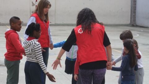 CRUZ ROJA NI&Ntilde;OS