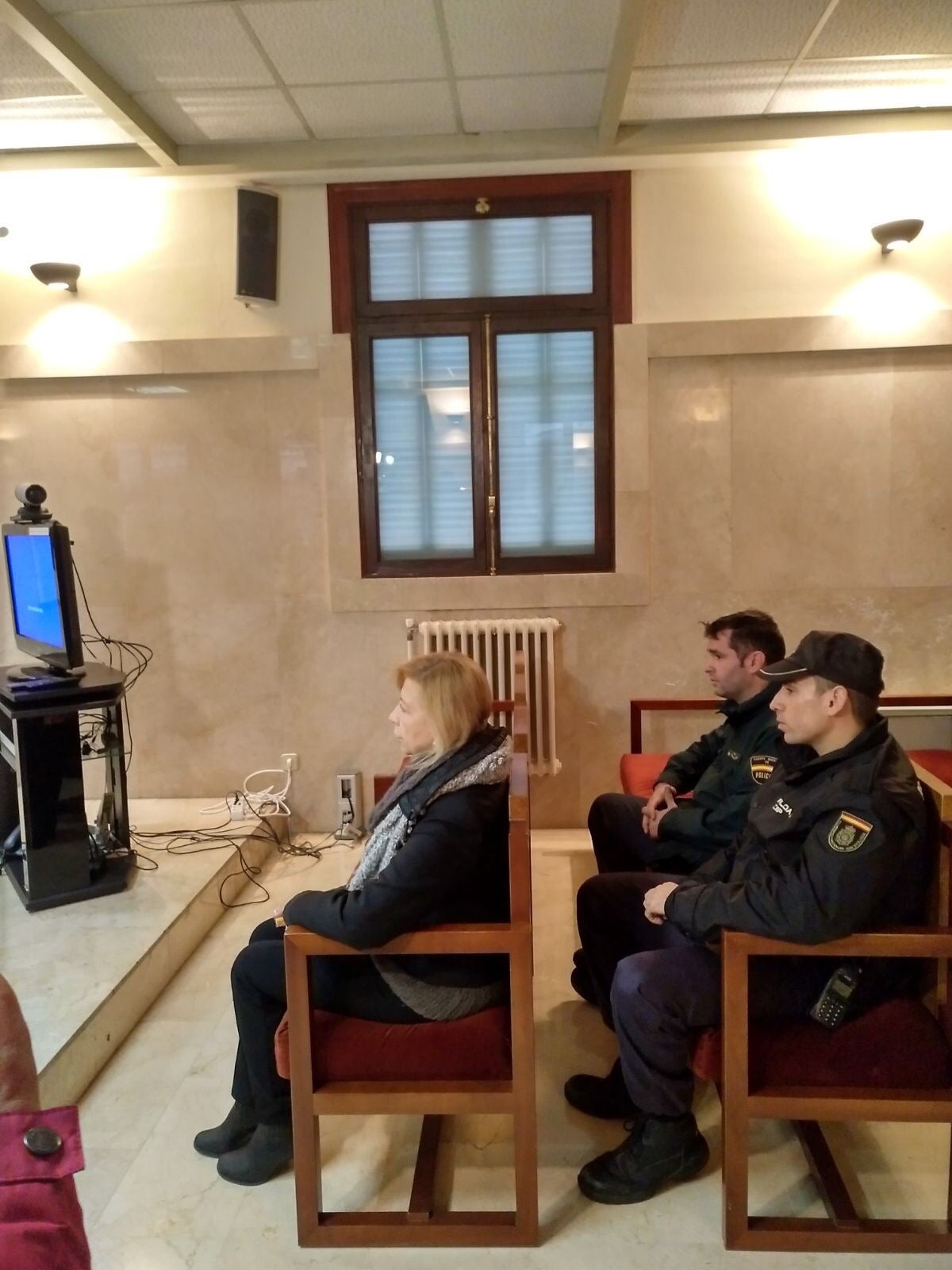 Munar admite prevaricación y blanqueo en Son Oms y pagará 68.500 euros en multas, pero evita la cárcel Munar admite prevaricación y blanqueo en Son Oms y pagará 68.500 euros en multas, pero evita la cárcel