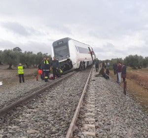 Tren Málaga-Sevilla que ha descarrilado Tren Málaga-Sevilla que ha descarrilado