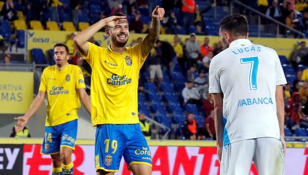 Hernán Toledo celebra el 1-3 ante Lucas