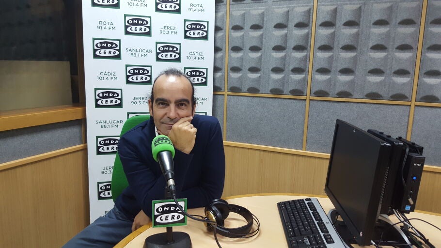 Manolo Camacho. Presentador de Onda Deportiva C&aacute;diz.