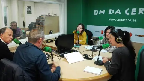 ELCHE EN LA ONDA. TERTULIA Tertulia económica y política