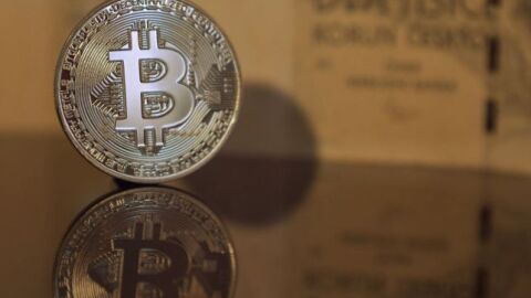 bitcoin 2865892 1920_643x397