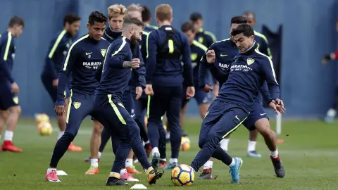 El Málaga CF en un entrenamiento El Málaga CF en un entrenamiento