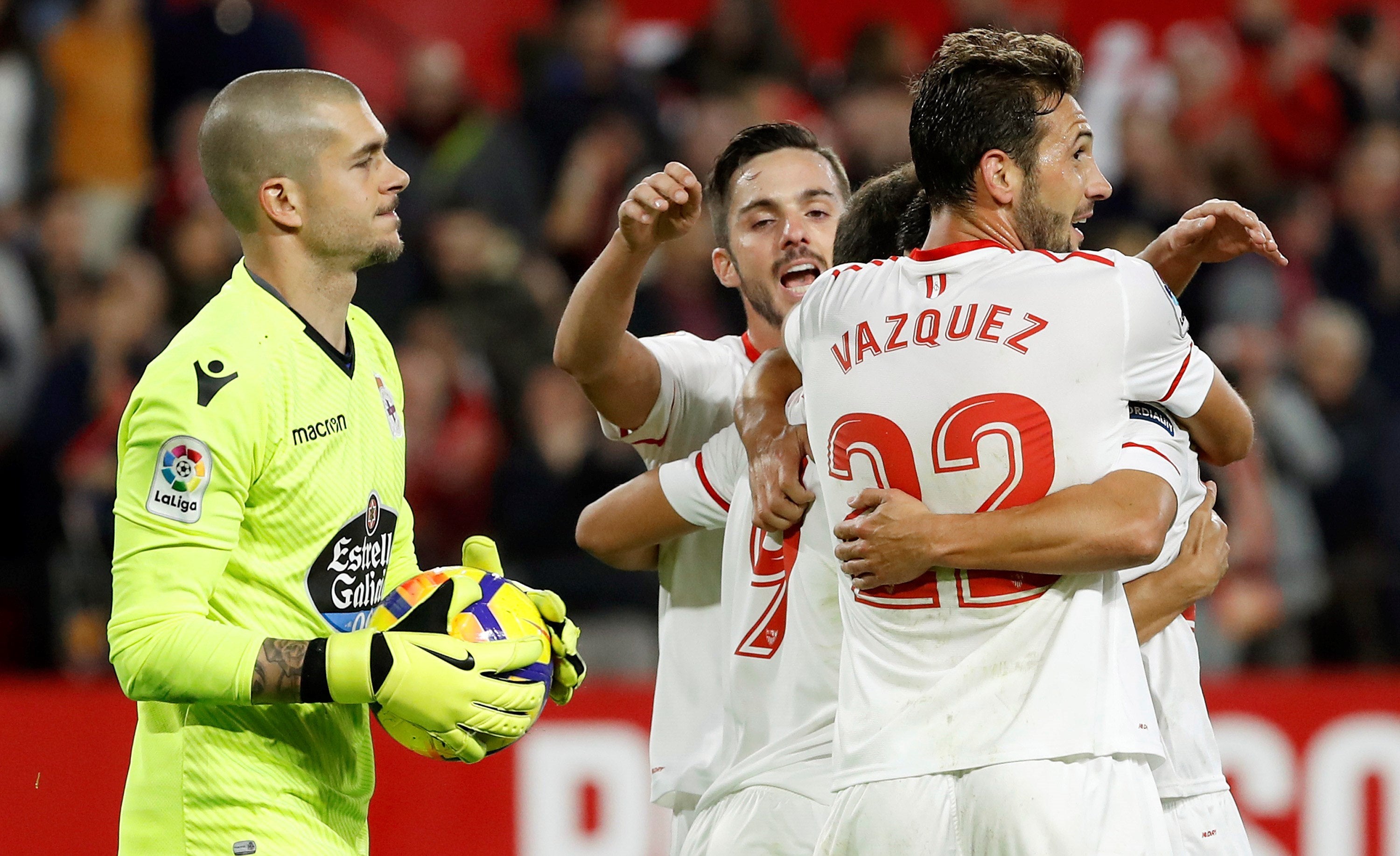 Sevilla 2 - 2 Deportivo | El Sevilla aprieta para meterse en puestos 'Champions' Sevilla 2 - 2 Deportivo | El Sevilla aprieta para meterse en puestos 'Champions'