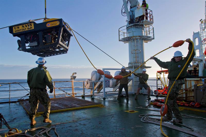 Sigue la búsqueda del submarino argentino a más profundidad y crece la reclamación de las familias Sigue la búsqueda del submarino argentino a más profundidad y crece la reclamación de las familias