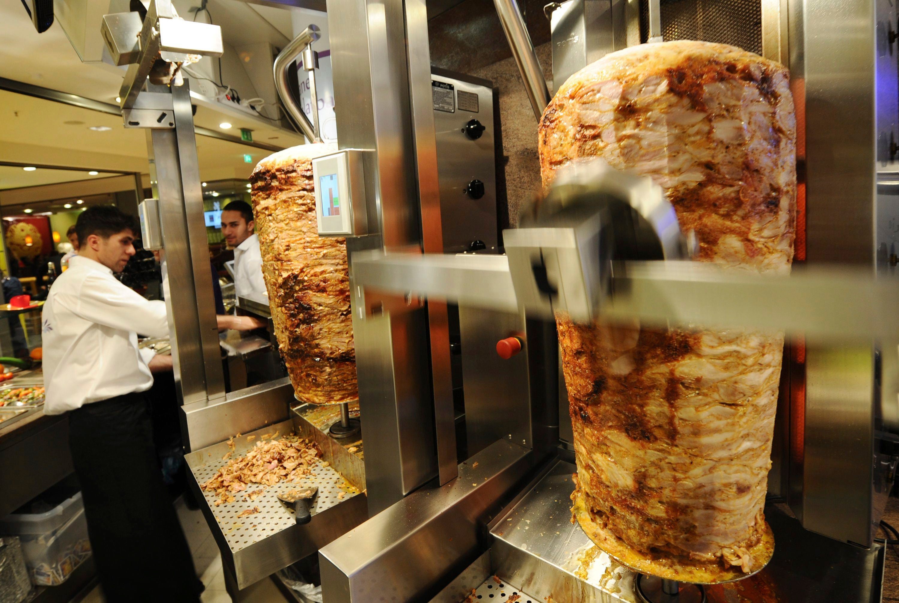 'Dönerflación' o cómo la izquierda alemana propone poner tope al precio del kebab 'Dönerflación' o cómo la izquierda alemana propone poner tope al precio del kebab